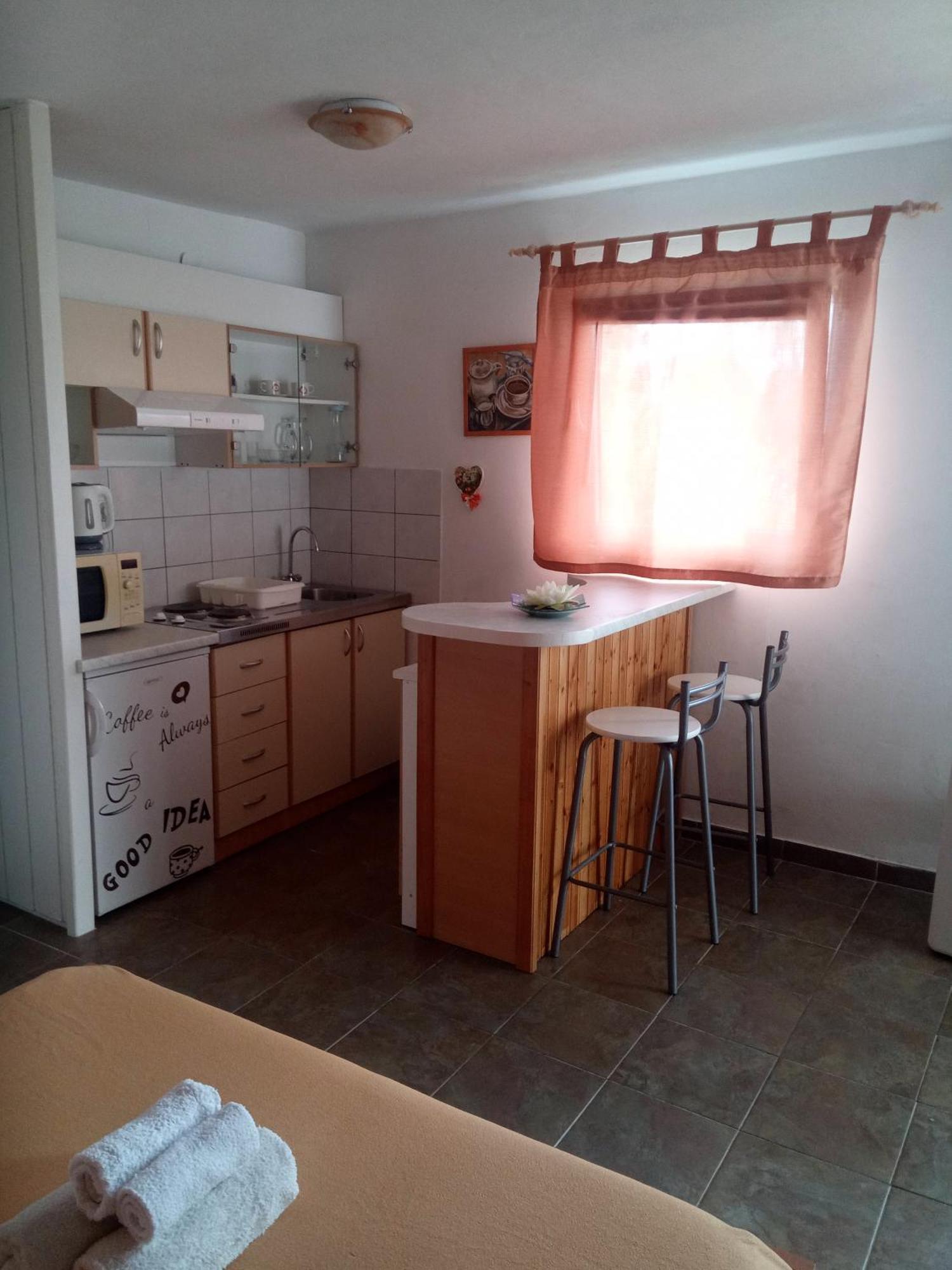 Apartman Iva Kuciste Exteriér fotografie